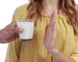 Treatment methods for milk allergy