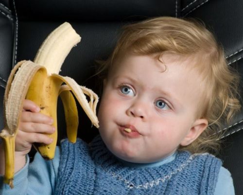 Banana allergy: to eat or not to eat - that is the question